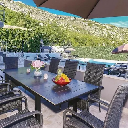 Scenic Retreat With Pool Villa Gornje Sitno